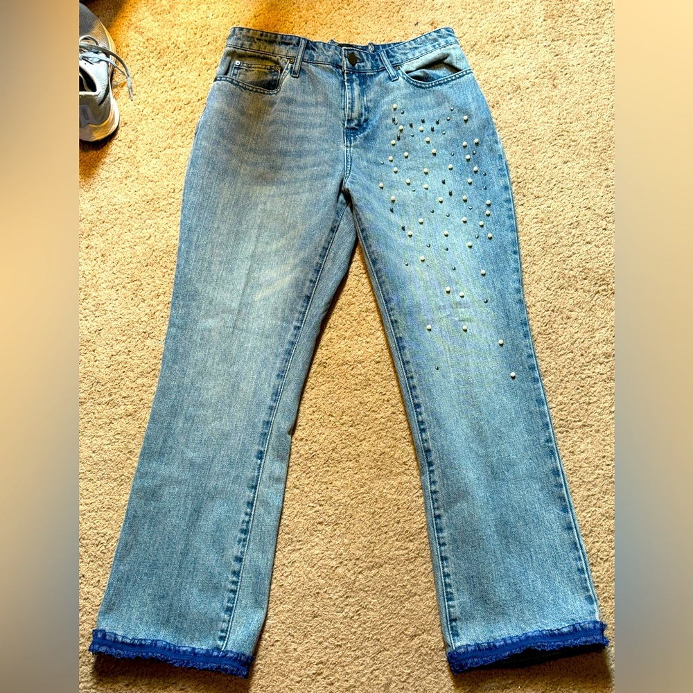 Who What Wear cropped jeans with embellishments- lace cuff - women’s size 8.